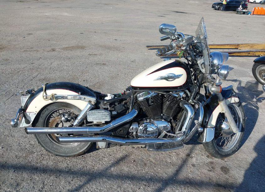 Photo 12 of 1997 Honda Vt1100 C2A/C2AC (VIN 1HFSC3234VA203229)