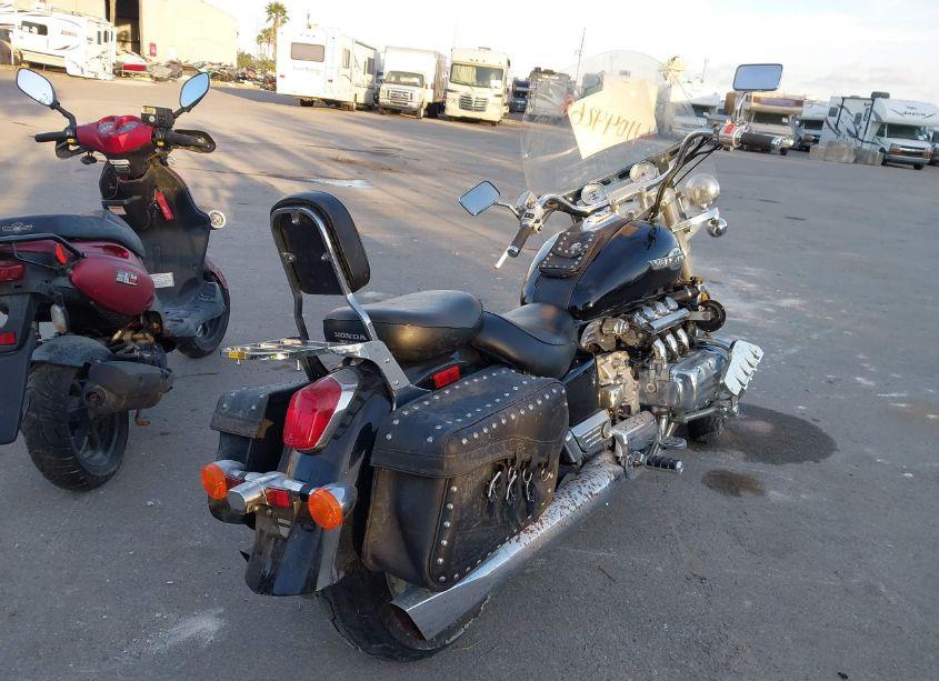 Photo 4 of 1999 Honda Gl1500 C/2 (VIN 1HFSC3402XA201159)