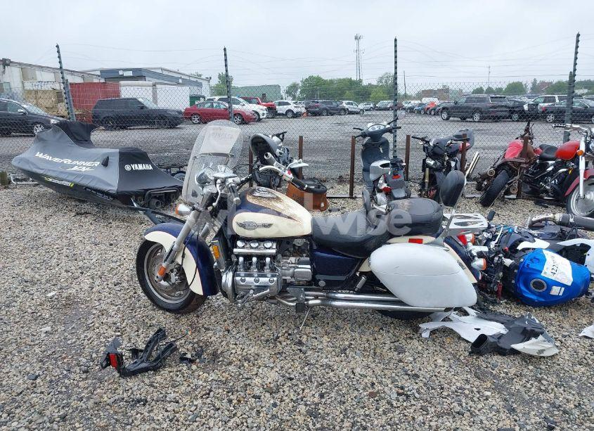 Photo 12 of 1998 Honda Gl1500 C/2 (VIN 1HFSC3406WA103461)