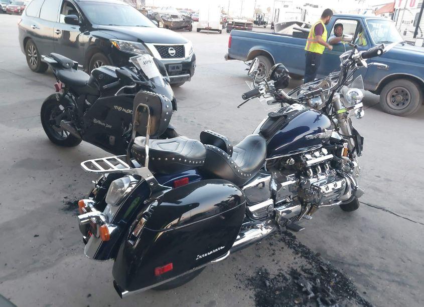 Photo 4 of 2002 Honda Gl1500 CD (VIN 1HFSC34632A500074)