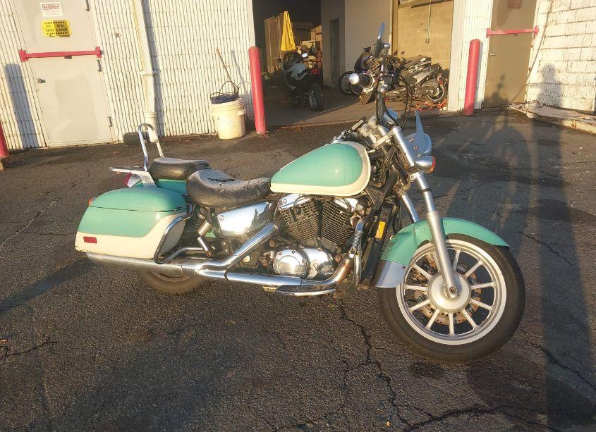 Photo 8 of 1998 Honda Vt1100 CT (VIN 1HFSC3708WA001204)