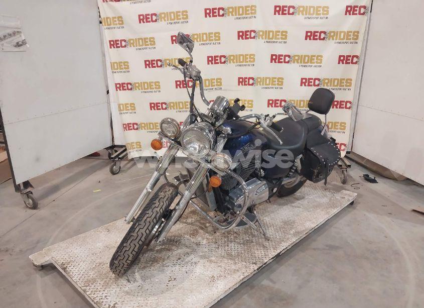 Photo 2 of 2001 Honda Vt1100 C2 (VIN 1HFSC43001A105027)