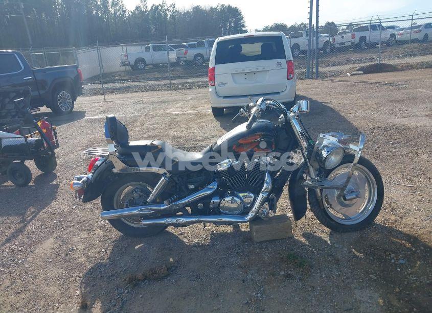 Photo 11 of 2002 Honda Vt1100 C2 (VIN 1HFSC43012A200732)