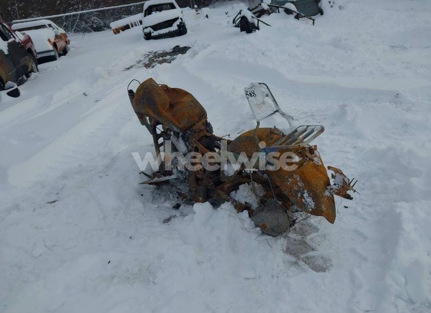 Photo 3 of 2001 Honda Vt1100 C2 (VIN 1HFSC43051A104830)