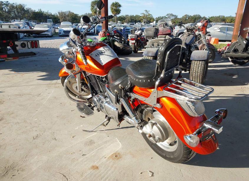 Photo 3 of 2002 Honda Vt1100 C2 (VIN 1HFSC43082A204244)