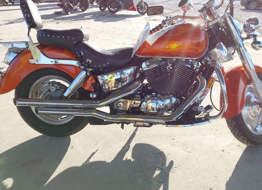 Photo 8 of 2002 Honda Vt1100 C2 (VIN 1HFSC43082A204244)