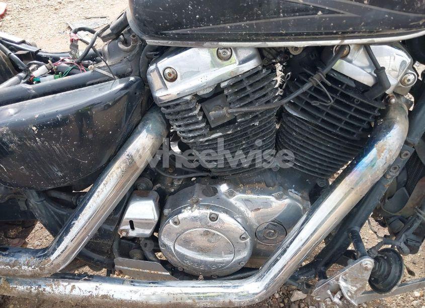 Photo 8 of 2001 Honda Vt1100 C2 (VIN 1HFSC43091A100618)