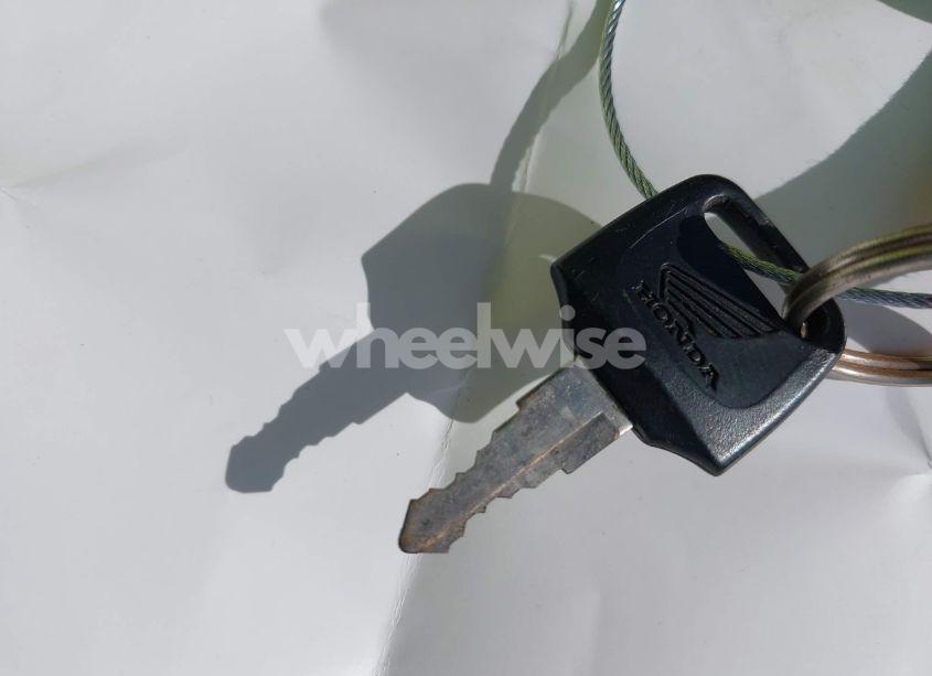 Photo 11 of 2002 Honda Vt1100 C2 (VIN 1HFSC431X2A200687)