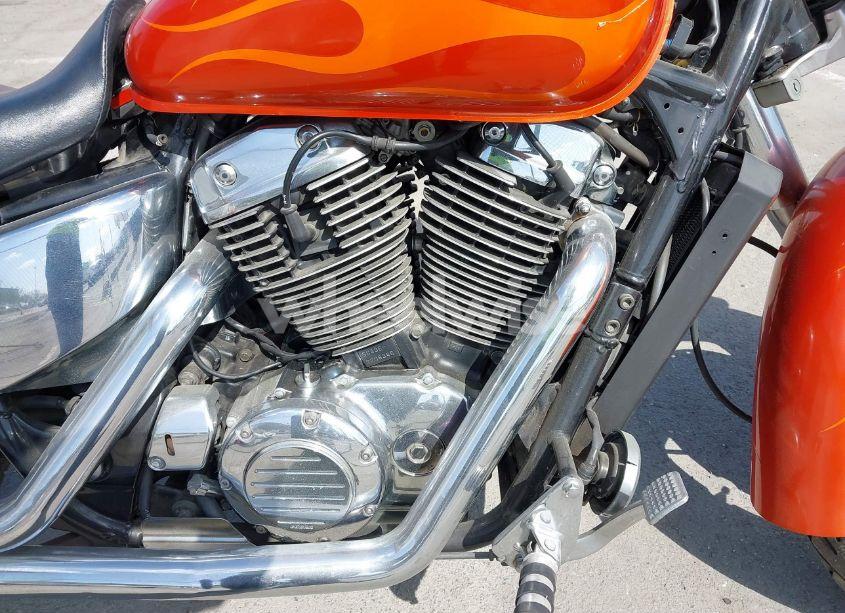 Photo 8 of 2002 Honda Vt1100 C2 (VIN 1HFSC431X2A200687)