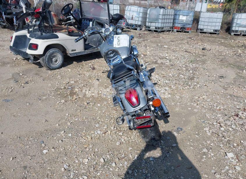 Photo 6 of 2002 Honda Vtx1800 C (VIN 1HFSC46082A009529)