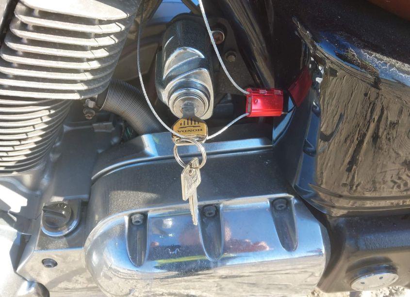 Photo 11 of 2004 Honda Vtx1800 C (VIN 1HFSC46084A200337)