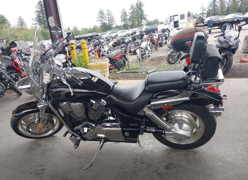 Photo 13 of 2005 Honda Vtx1800 C2 (VIN 1HFSC46305A302923)