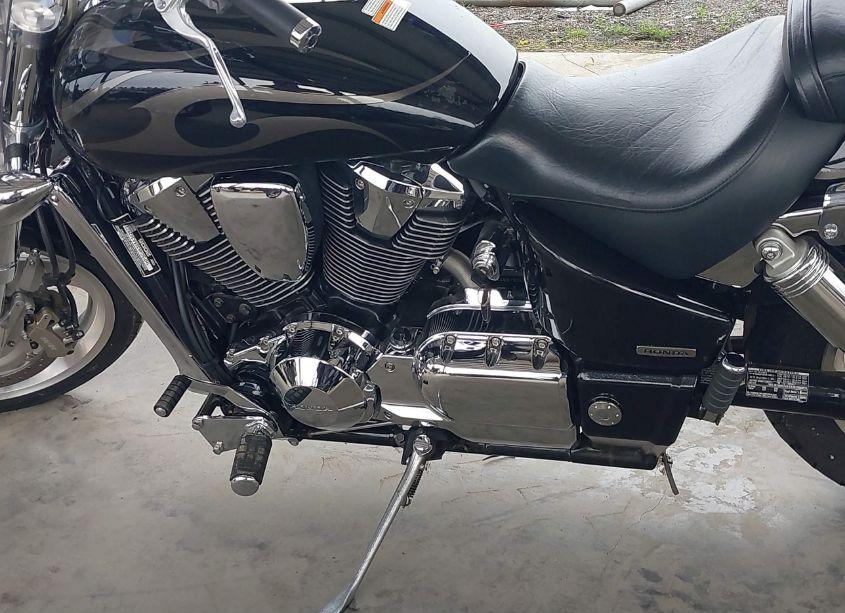 Photo 9 of 2005 Honda Vtx1800 C2 (VIN 1HFSC46305A302923)