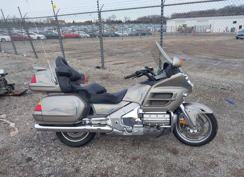 Photo 12 of 2003 Honda Gl1800 (VIN 1HFSC47013A201956)