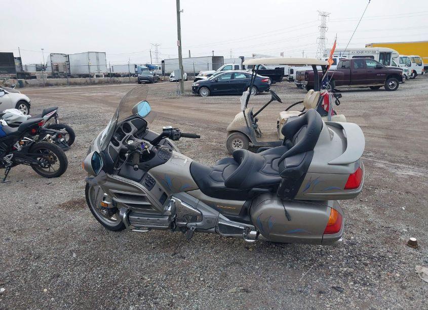 Photo 13 of 2003 Honda Gl1800 (VIN 1HFSC47013A201956)