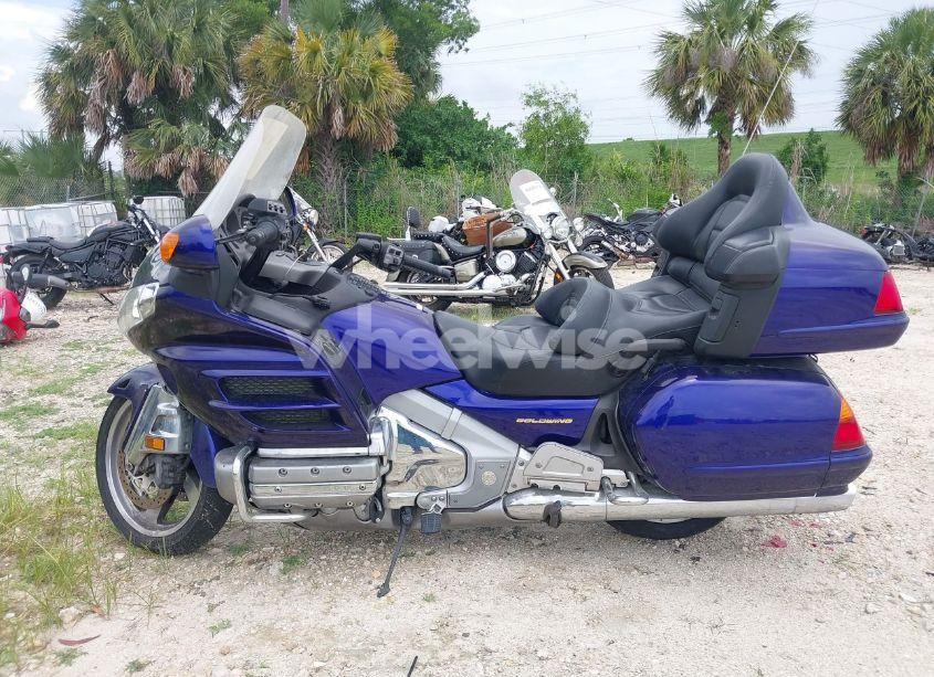 Photo 13 of 2002 Honda Gl1800 (VIN 1HFSC47022A105445)