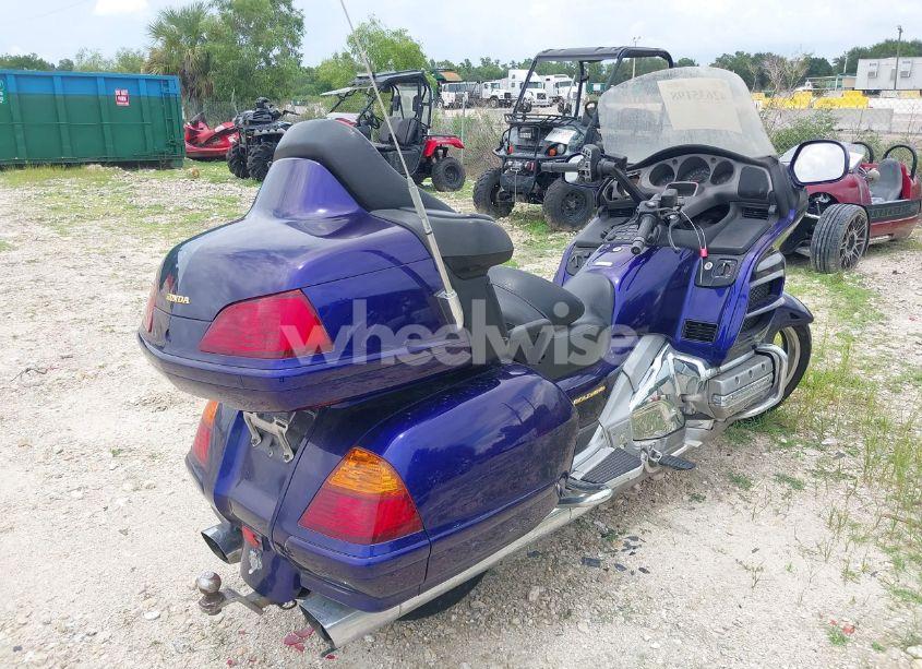 Photo 4 of 2002 Honda Gl1800 (VIN 1HFSC47022A105445)