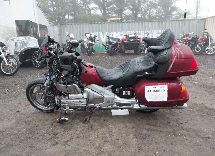 Photo 13 of 2004 Honda Gl1800 (VIN 1HFSC47044A307089)