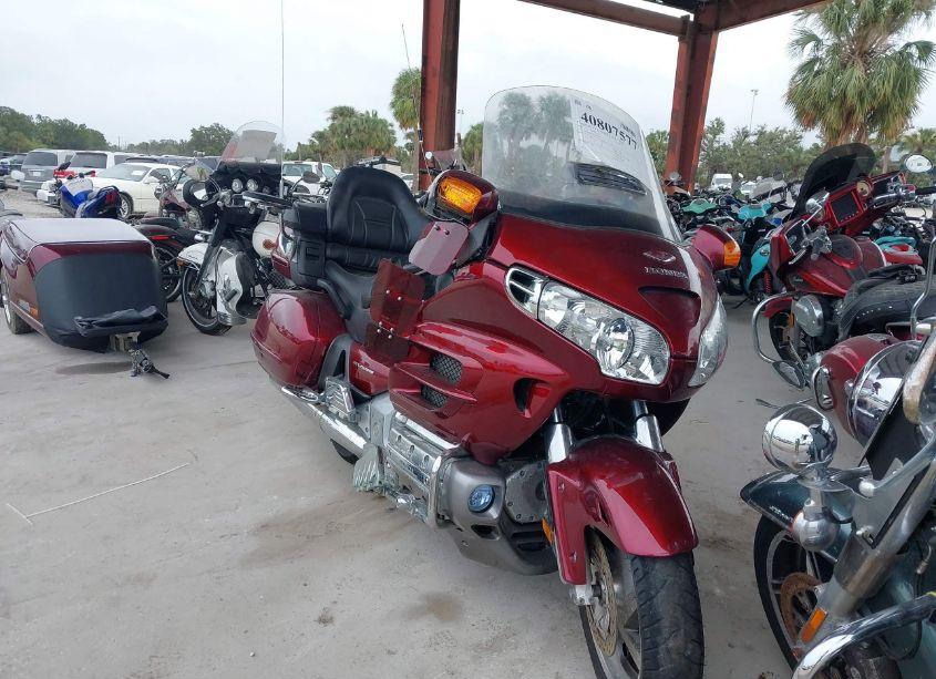 2005 Honda Gl1800 (VIN 1HFSC47045A400616) main photo