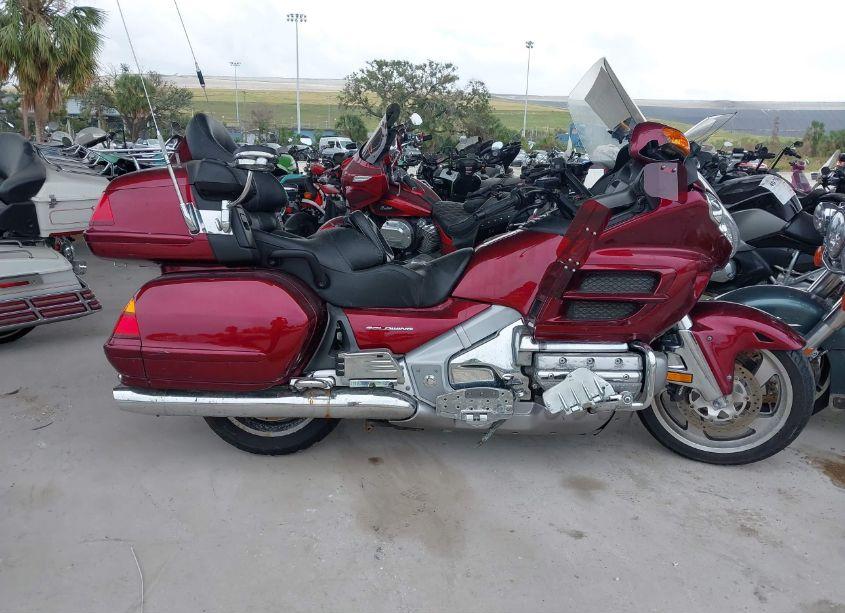 Photo 8 of 2005 Honda Gl1800 (VIN 1HFSC47045A400616)