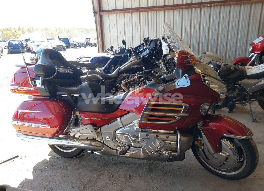 Photo 12 of 2001 Honda Gl1800 (VIN 1HFSC47051A000154)
