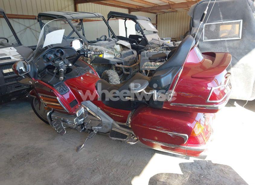 Photo 3 of 2001 Honda Gl1800 (VIN 1HFSC47051A000154)