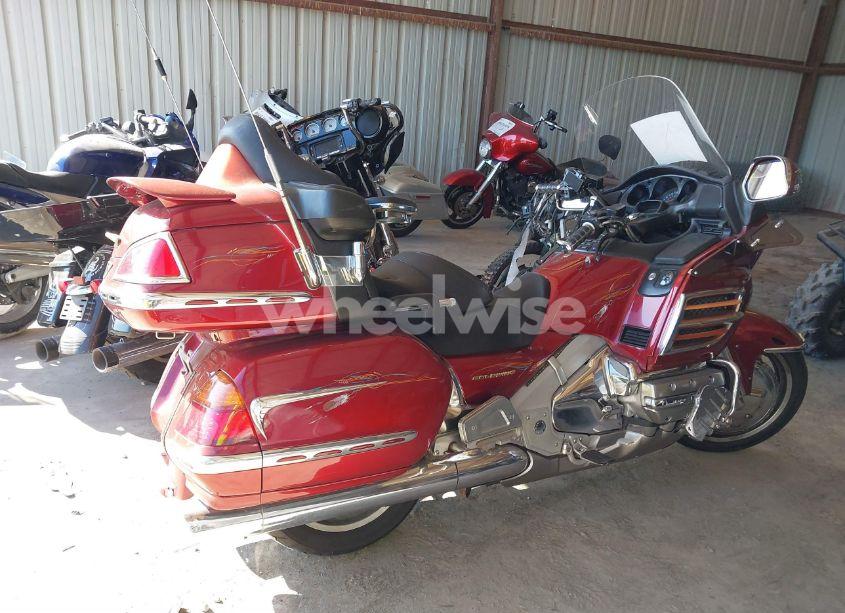 Photo 4 of 2001 Honda Gl1800 (VIN 1HFSC47051A000154)