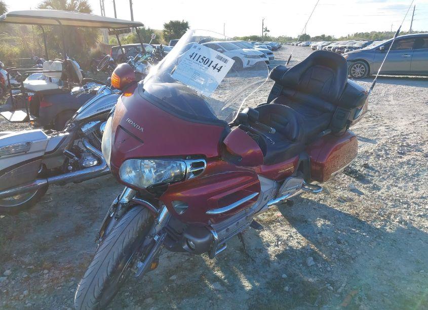 Photo 2 of 2002 Honda Gl1800 A (VIN 1HFSC47402A101929)
