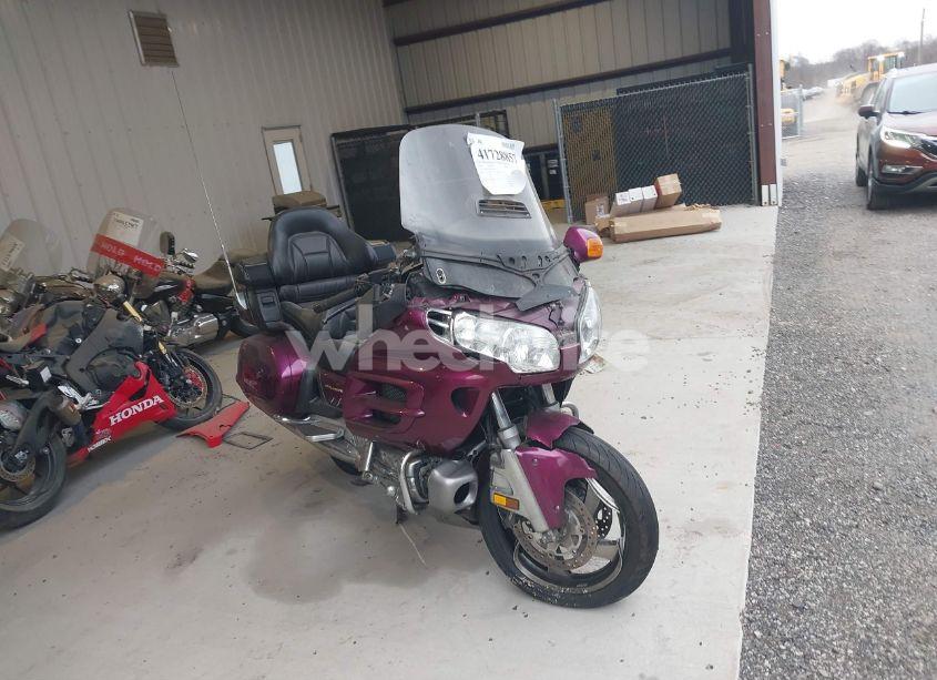 2004 Honda Gl1800 A (VIN 1HFSC47404A300076) main photo