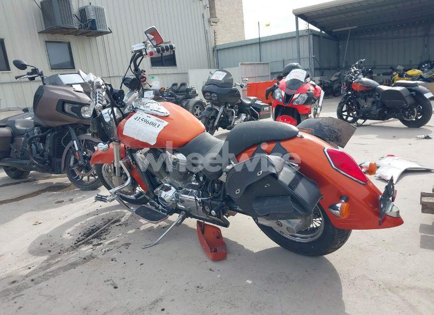 Photo 3 of 2002 Honda Vtx1800 S (VIN 1HFSC49372A001783)