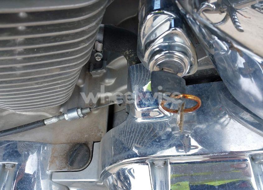 Photo 11 of 2006 Honda Vtx1300 R (VIN 1HFSC52676A312209)