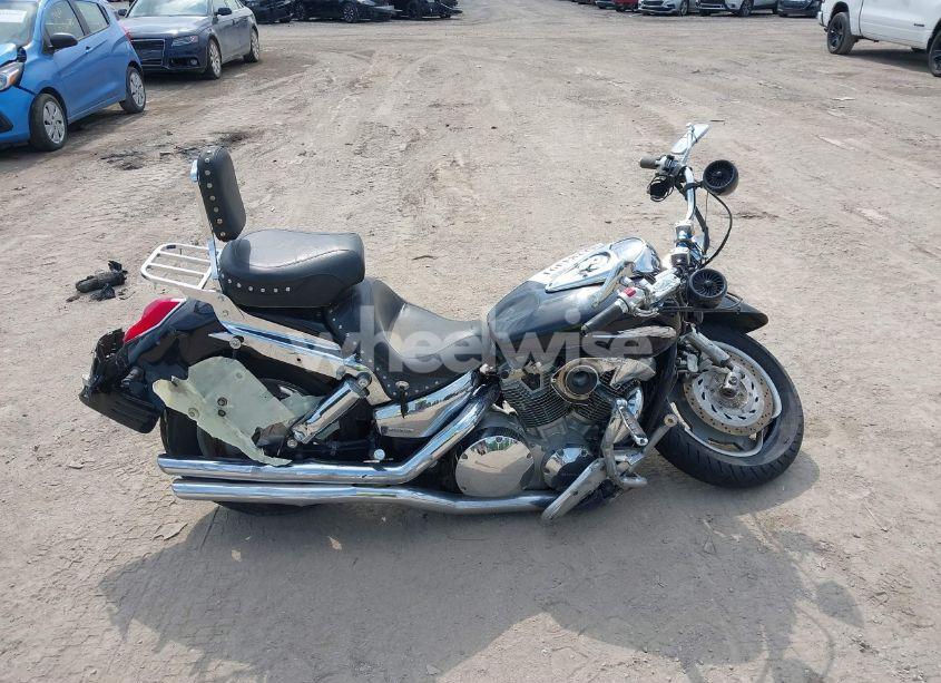 Photo 12 of 2006 Honda Vtx1300 R (VIN 1HFSC52676A312209)