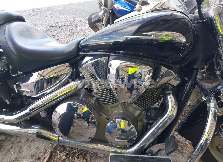 Photo 8 of 2009 Honda Vtx1300 T (VIN 1HFSC52T99A600596)