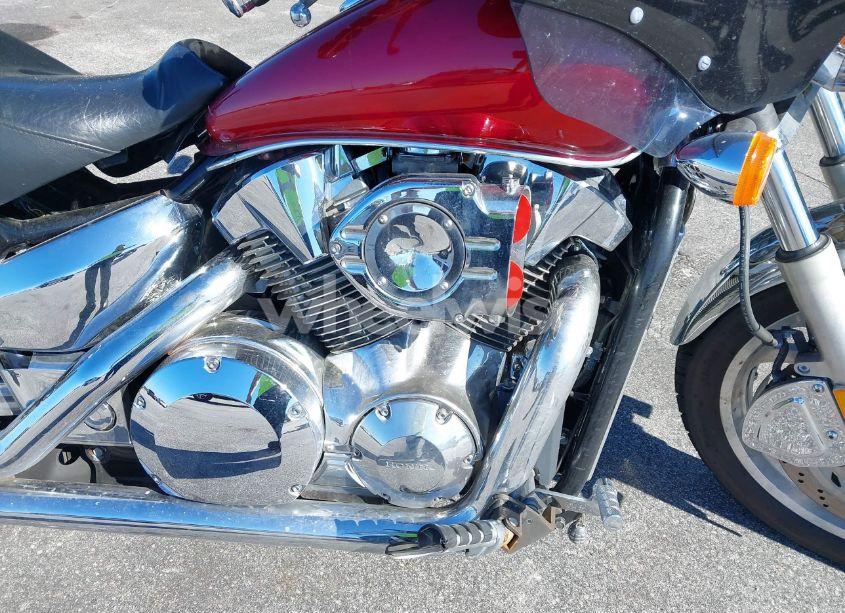 Photo 8 of 2005 Honda Vtx1300 C (VIN 1HFSC55015A108091)