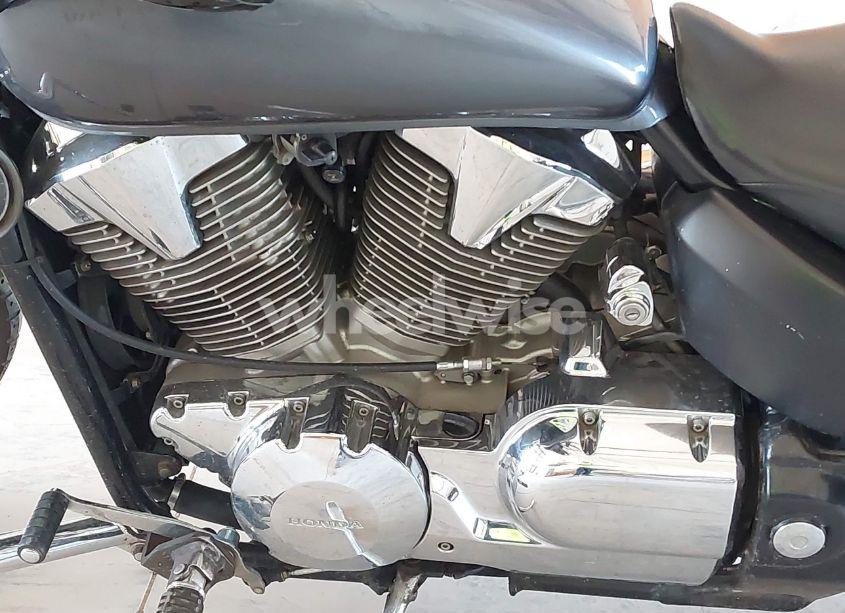 Photo 9 of 2006 Honda Vtx1300 C (VIN 1HFSC55066A209418)