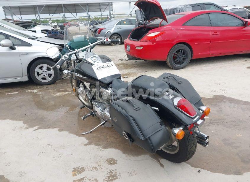 Photo 3 of 2007 Honda Vtx1300 C (VIN 1HFSC55077A304846)