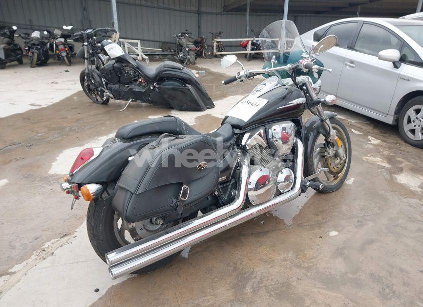 Photo 4 of 2007 Honda Vtx1300 C (VIN 1HFSC55077A304846)