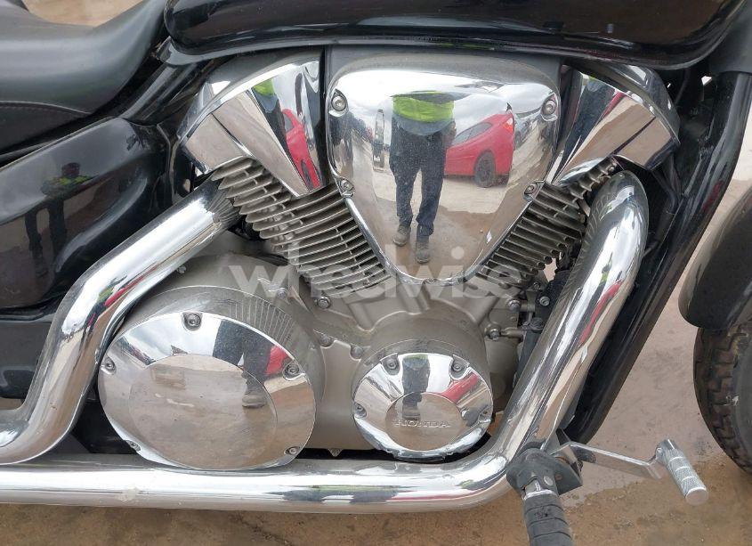 Photo 8 of 2007 Honda Vtx1300 C (VIN 1HFSC55077A304846)