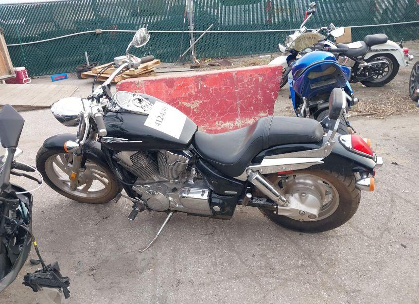 Photo 13 of 2004 Honda Vtx1300 C (VIN 1HFSC55084A004941)