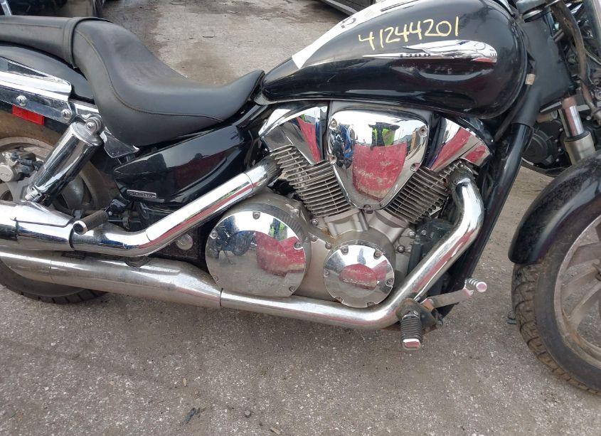 Photo 8 of 2004 Honda Vtx1300 C (VIN 1HFSC55084A004941)