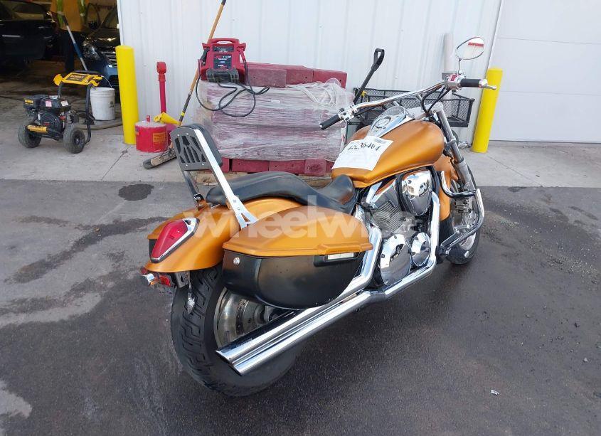 Photo 4 of 2006 Honda Vtx1300 C (VIN 1HFSC550X6A214623)