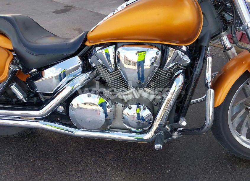 Photo 8 of 2006 Honda Vtx1300 C (VIN 1HFSC550X6A214623)