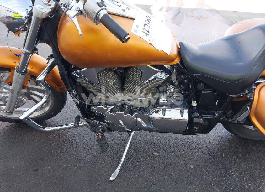 Photo 9 of 2006 Honda Vtx1300 C (VIN 1HFSC550X6A214623)