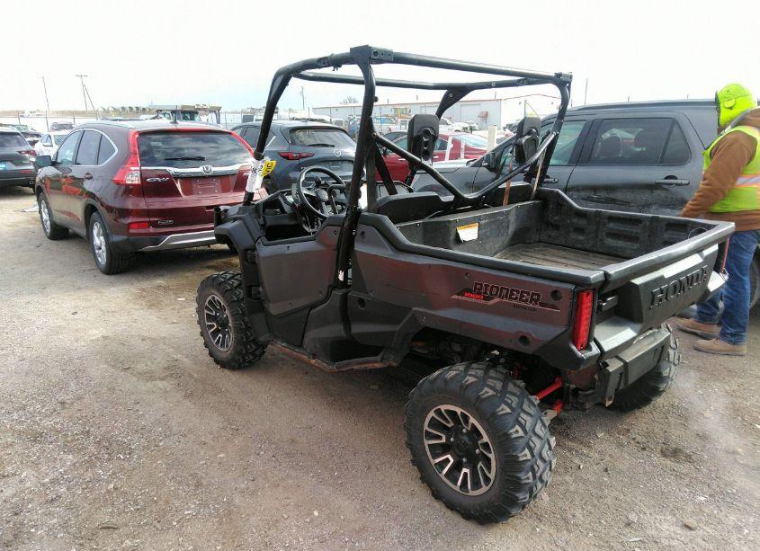 Photo 3 of 2018 Honda Sxs1000 M3 (VIN 1HFVE04X6J4200850)