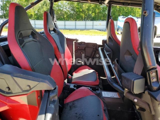 Photo 3 of 2020 HONDA SXS1000 S4 (VIN 1HFVE06A0L4001191)