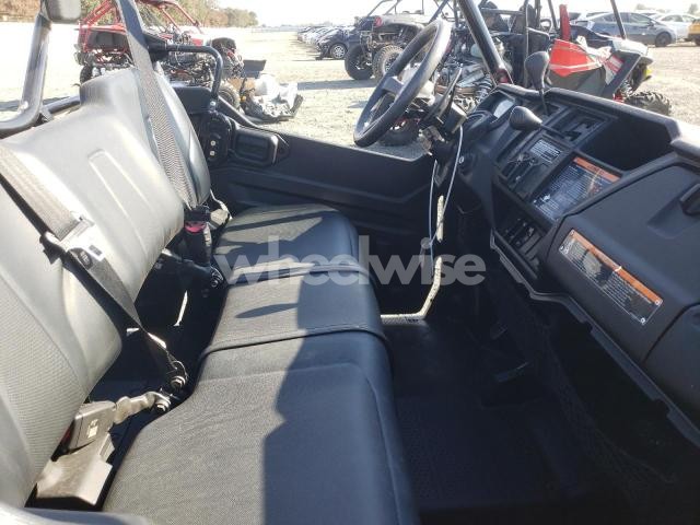 Photo 5 of 2023 HONDA SXS1000 M6 (VIN 1HFVE0842P4000167)