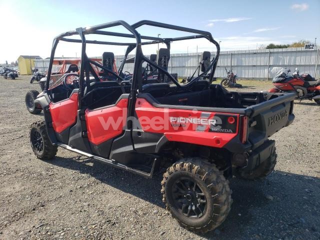 Photo 6 of 2023 HONDA SXS1000 M6 (VIN 1HFVE0842P4000167)