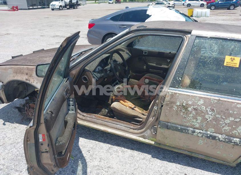 Photo 5 of 1986 Honda Accord LX (VIN 1HGBA7432GA013759)