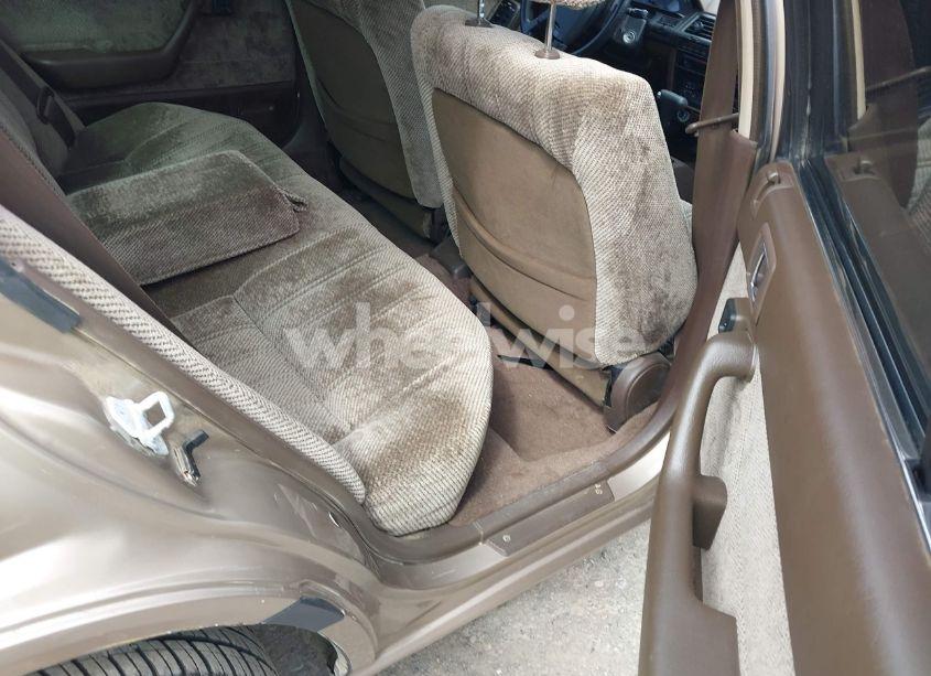 Photo 8 of 1986 Honda Accord LX (VIN 1HGBA7433GA101266)