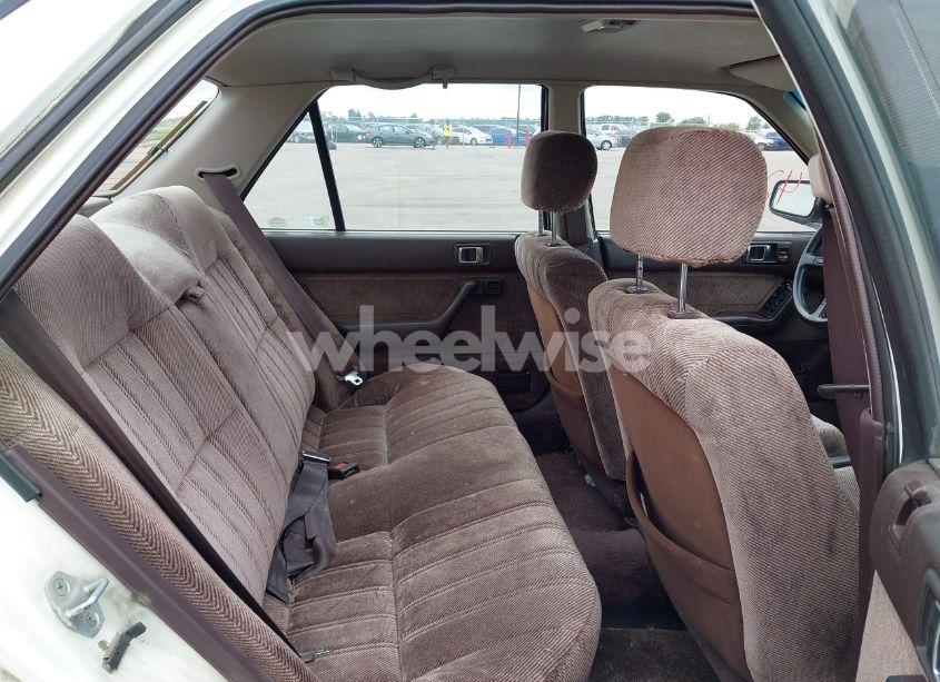 Photo 8 of 1988 Honda Accord LX (VIN 1HGCA5636JA003992)